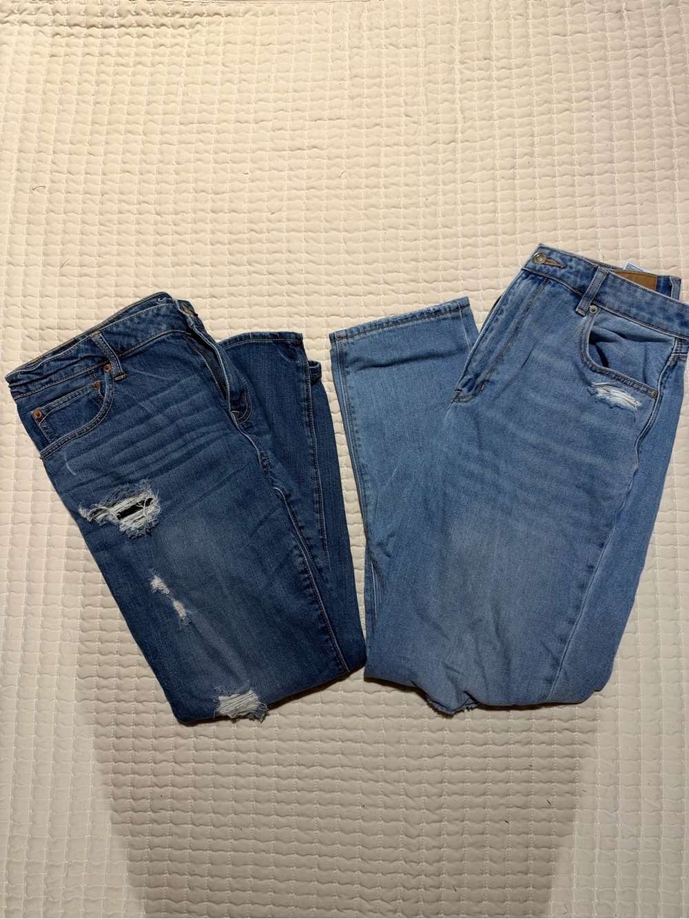 American Eagle Mom Jeans
